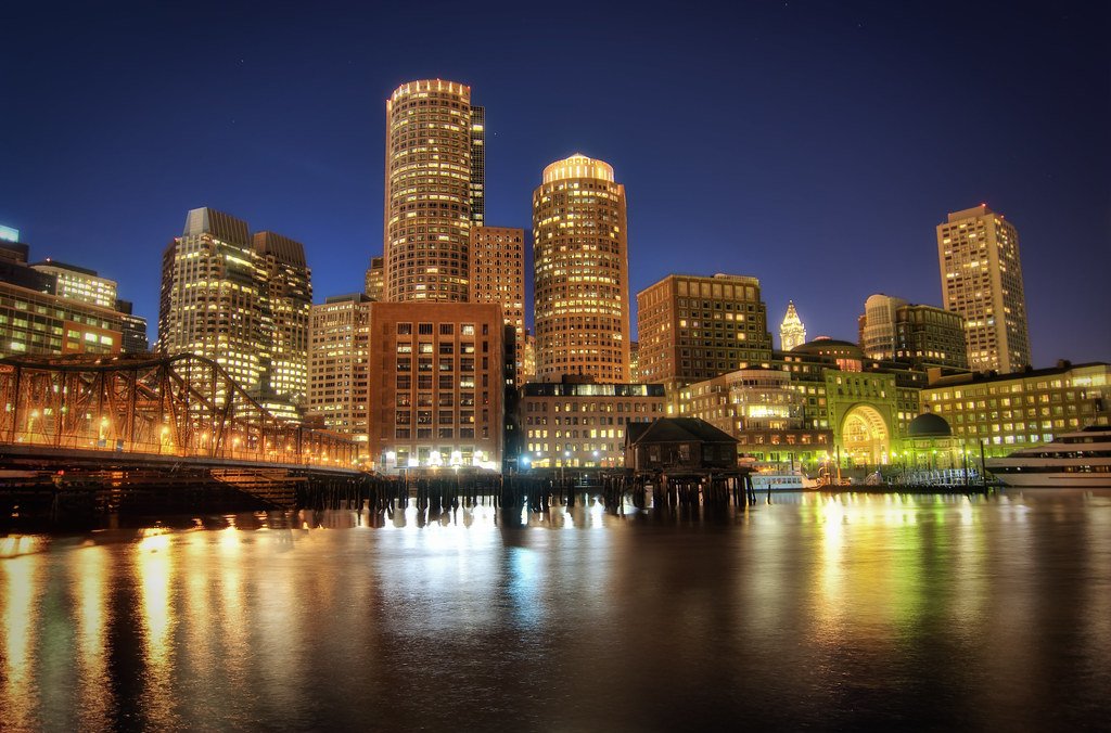 Boston Date Night Ideas: Fun Things to Do for Couples