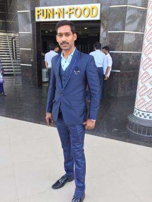 Vivek from Ahmedabad | Man | 26 years old