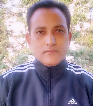 Sanjeev from Anand | Man | 32 years old